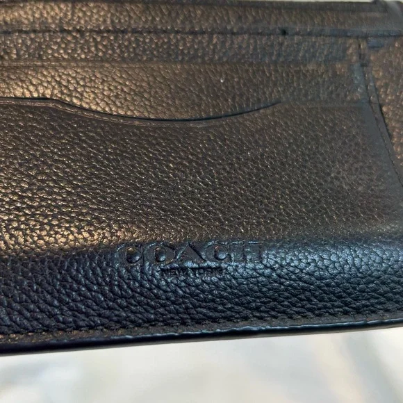 Coach Black Leather Zip Card Case Wallet - Picture 2 of 12